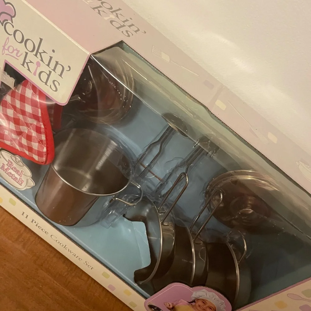 Vintage Kitchen Set Cookin For Kids Real Metal Pot Vintage Toys Doll Accessories